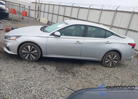 2022 Nissan Altima Sv Intelligent Awd z USA, uszkodzony, nr VIN 1N4BL4DW5NN351153